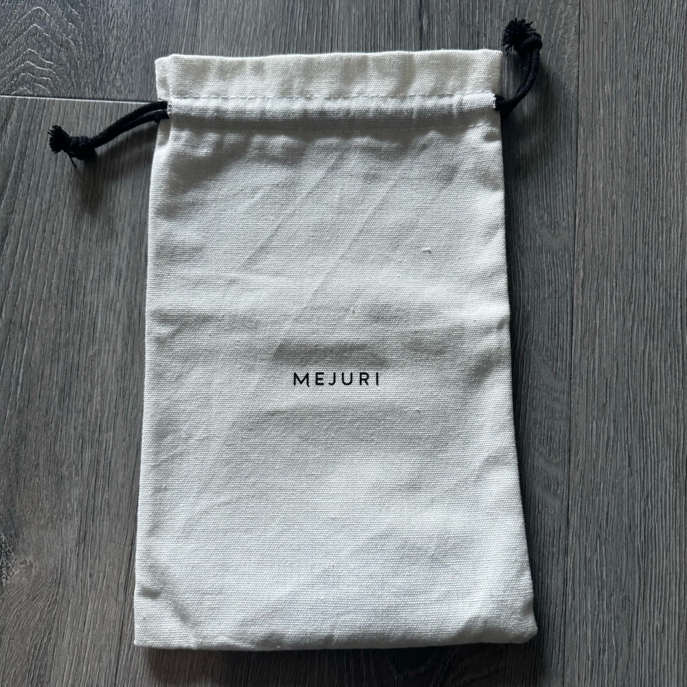 Mejuri Drawstring Jewelry Bag
